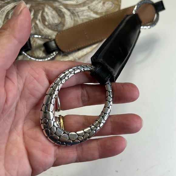 BRIGHTON WOMENS BLACK SILVER CLASP AND SILVER OVAL BUCKEL WESTERN  BELT SZ 38 - Picture 4 of 13